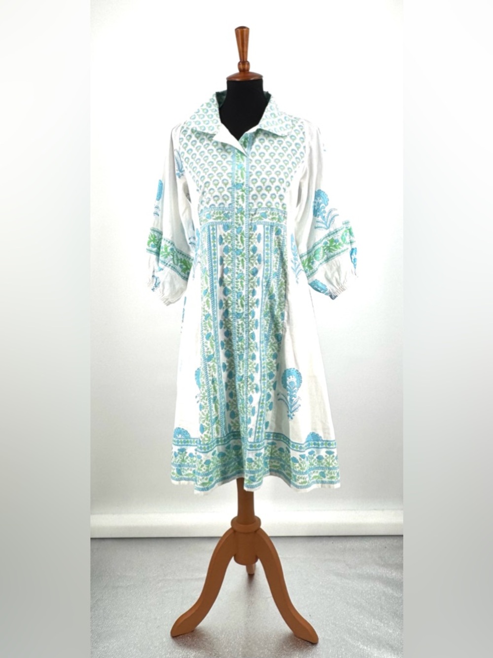 Islapayal Floral Cotton Windsor Caribbean Blue Dress with Pockets Size S